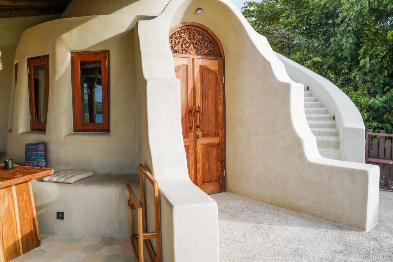 Hotel Dome Lombok à Bumbang Extérieur photo